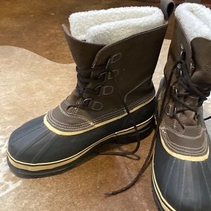 Northside Waterproof winter boots, size 12